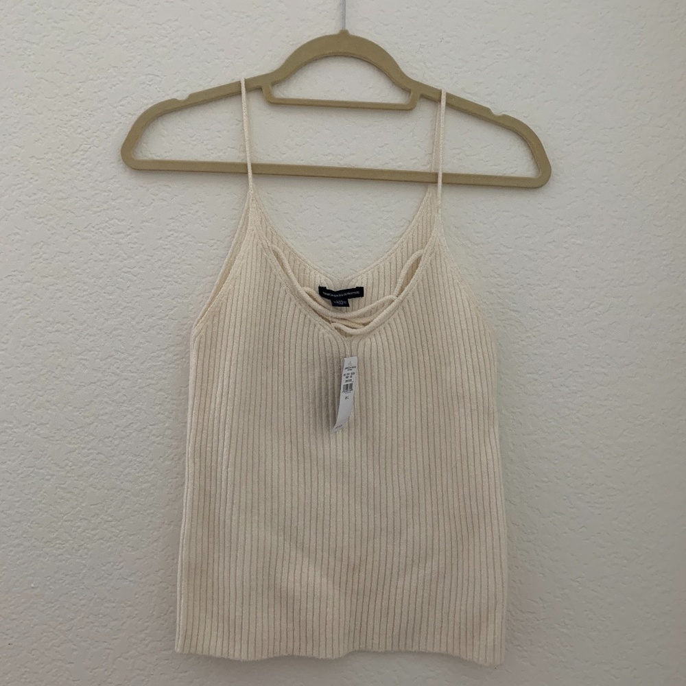 Super cute ribbed spaghetti strap